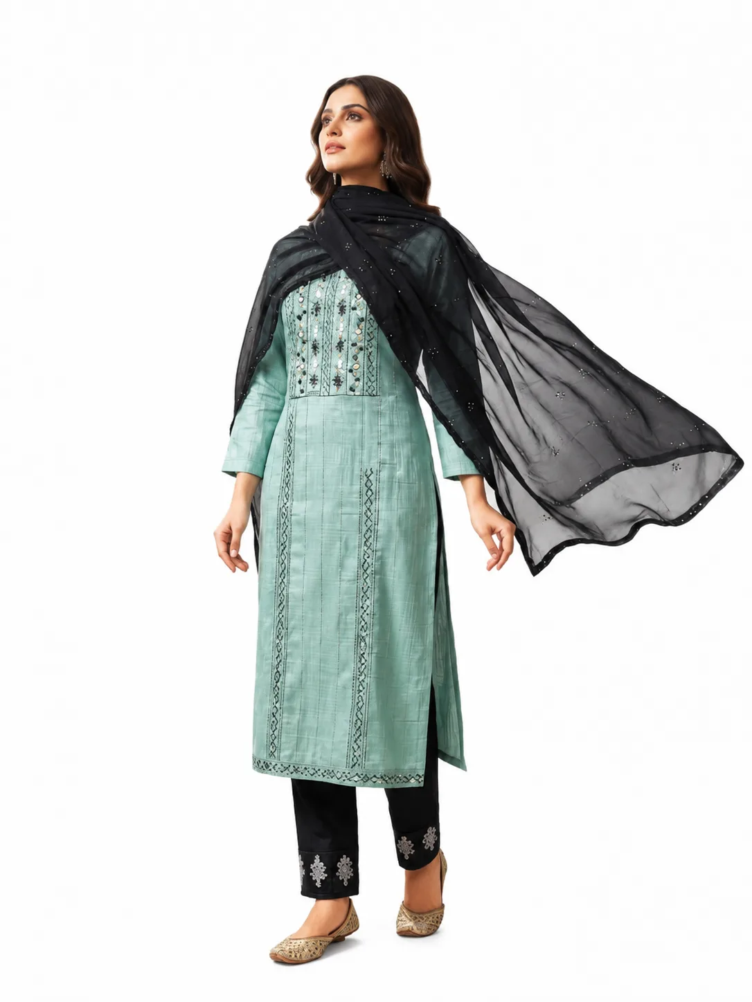Indian Ethnic Wear / Kurta Pant Set with Dupatta.